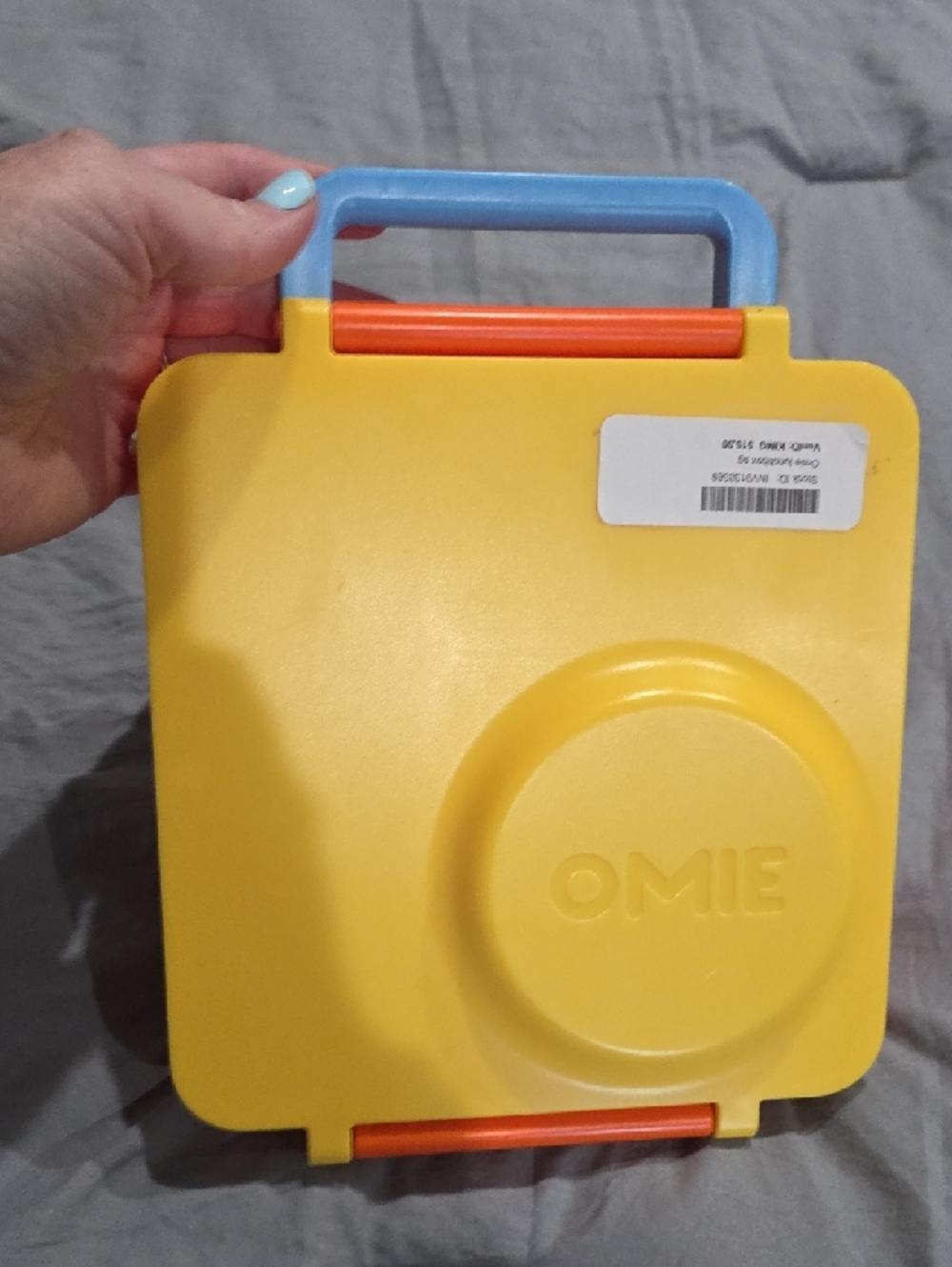 Yellow & Orange Bento Lunch Box - Leak-Resistant Food Storage - Picture 3 of 3